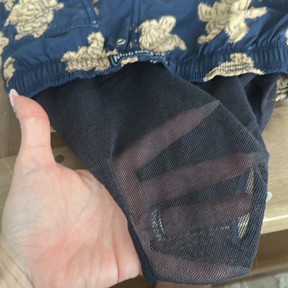 Vilebrequin boys swim trunks - Picture 4 of 7